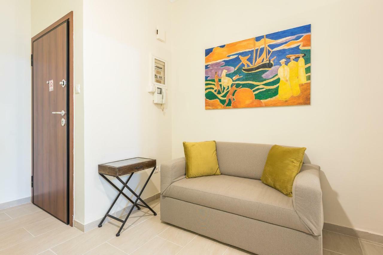 Stylish Kerameikos Apartment By Cloudkeys Афины Экстерьер фото